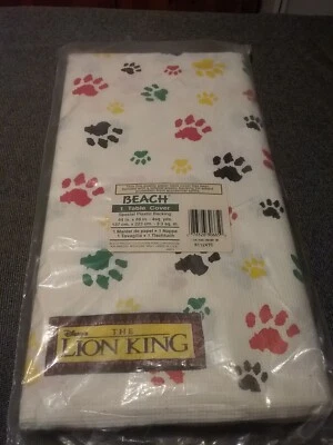 Cubierta de mesa vintage Disney El Rey León 54x88 ¡HECHA EN EE. UU.! ¡ENVÍO GRATUITO! NUEVO Foto 1 de 4