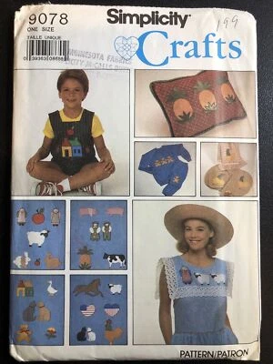 UNCUT Simplicity 9078 Clothing Appliqué Patterns Cow Horse Pig Sheep Cat Rabbit - Image 1 of 4