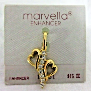 Vtg NOS Marvella Clear Rhinestone DOUBLE HEART ENHANCER CHARM ON ORIGINAL CARD - Picture 1 of 7