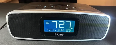 iHome iP90 AM/FM двойной будильник радио с антенной и источником питания - без пульта дистанционного управления - Изображение 1 из 4