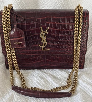 Puesta de sol para mujer Saint Laurent mediana en cuero con relieve de cocodrilo Foto 1 de 4