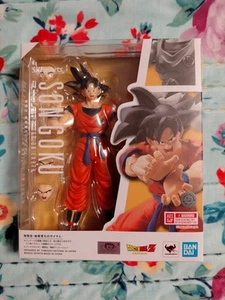 S.H.Figuarts Dragonball Son Goku Un Saiyajin Criado en la Tierra! - Imagen 1 de 6