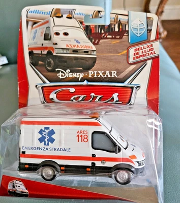 Disney Pixar Cars Allinol Blow Out Alfredo Ambulancia Deluxe Foto 1 de 2