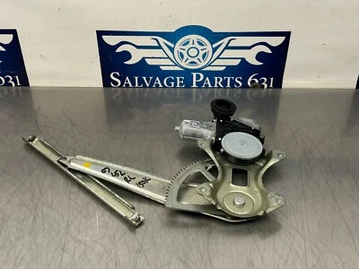 Motor regulador ventana trasera conductor Lexus LS460L 2007 - 85720-50110 - 150 k Foto 1 de 4