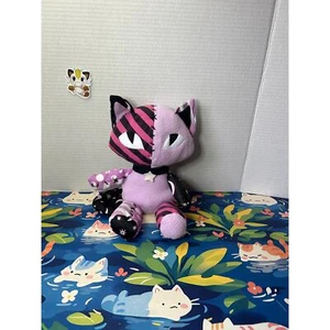 Emily The Strange Parche Trabajo Gatito Gato Misterio Peluche Peluche Juguete Muñeca - Imagen 1 de 12