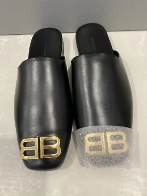 NEW WOMEN'S BALENCIAGA COSY BLACK LEATHER SHOE OF THE YEAR SIZE 7 $695 SOLD OUT  - Image 1 of 4