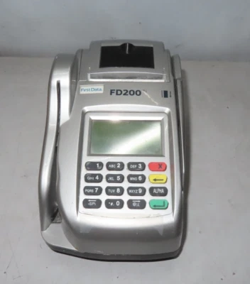 First Data FD200TI (Dial/IP) Credit Card Machine (T) - Image 1 of 3