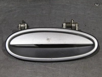 2004-2008 Pontiac Grand Prix OEM passenger side rear exterior handle 05 06 07 08 - Image 1 of 3