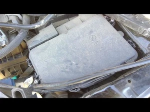Motor caja de fusibles GLB250 2020 578433 - Imagen 1 de 12