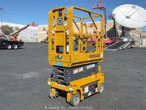 2021 Xcmg XG1330DC 13' Electric Scissor Lift Man Aerial Platform Manlift bidadoo - Picture 1 of 12