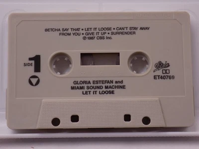 Gloria Estefan and Miami Sound Machine Let It Loose Cassette 1987 Epic Foto 1 de 2
