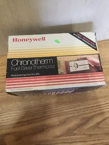 Vintage Honeywell Gas Thermostat #T8082A1031 HVAC Heating and Cooling UNTESTED - Picture 1 of 8