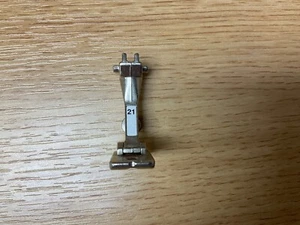 Genuine Bernina Braiding Foot #21 - Old Style - Picture 1 of 2