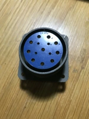 Amphenol circular connector;MS3102A28-20S  14 pins panel mount connector - Image 1 of 3