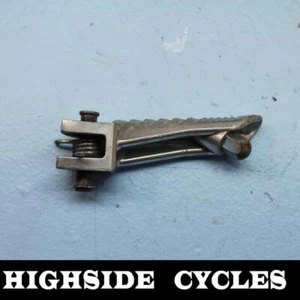 1144 08-09 SUZUKI GSXR750 FRONT RIGHT FOOT PEG STEP FOOTREST - Bild 1 von 4