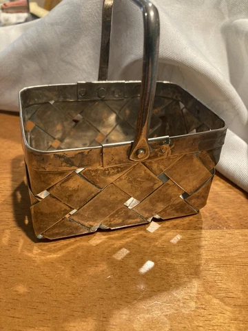 Woven Metal Basket 3x4” Cover