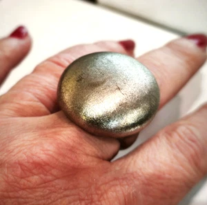 grande anello da cocktail a base argentata - cocktail ring - Imagen 1 de 4