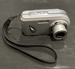 Vintage DXG Model 518 Digital Camera 5MP 3x Optical Zoom Silver Tested Working - Picture 1 of 6