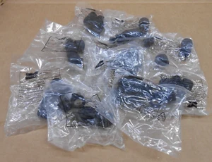 LOT OF 10 NEW AMPHENOL 100109-930 4 PIN FEMALE CIRCULAR CONNECTOR (8 LOTS AVAIL) - Picture 1 of 3