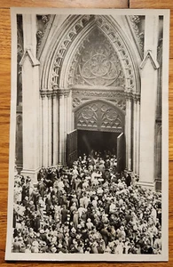 Domingo de Pascua Escalones de la Catedral de San Patricio Ciudad de Nueva York NY Foto de Prensa 1937 - Imagen 1 de 1
