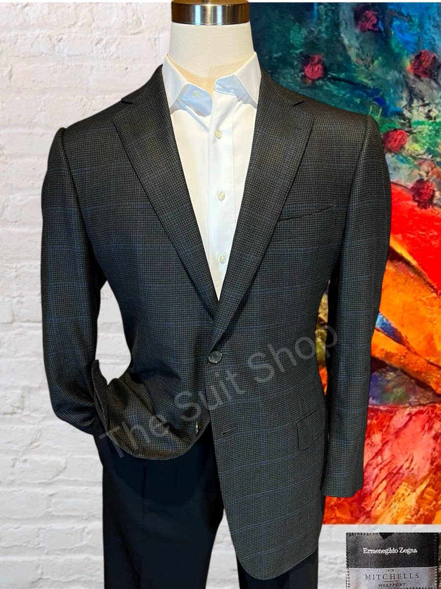 Ermenegildo Zegna Suits & Blazers for Men 46 Size for sale Ermenegildo Zegna Suits & Blazers for Men 46 Size for sale