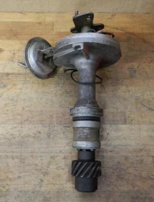 1968 Oldsmobile 442 88 98 W/AC 455 7.5L Hi Comp used Distributor 1111289 7L28 - Image 1 of 4