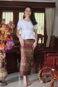 LAOS/THAI TRADITIONAL SILK BLOUSE SHIRTS - THAI TRADITIONAL CLOTHING AND DRESS - Picture 1 of 12