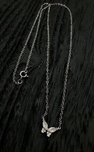 Beautiful Small Butterfly Crystal sterling Silver Necklace. - Picture 1 of 6