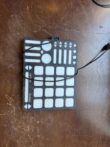 MPE Midi - QuNeo 3D Multi-Touch Pad Controller Keith McMillen MIDI - Picture 1 of 4