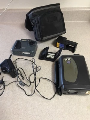 Kodak Digital Science DC50 Zoom Digital Camera (untested)/plus DC 3200 -both - Image 1 of 4