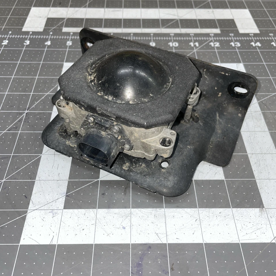 Durango Grand Cherokee 2014 2015 control de crucero adaptativo radar detección de distancia Foto 1 de 4