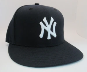 New York Yankees New Era Fitted Hat Sz 7 MLB On Field 59FIFTY 5950 - Picture 1 of 10
