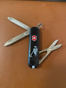 Victorinox Classic SPACE CLEANER - Picture 1 of 6