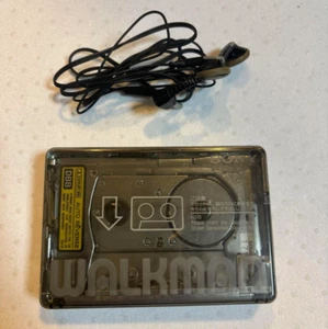 Sony Walkman WM-504 Lettore di cassette Trasparente Giappone - Foto 1 di 7