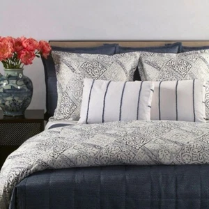 Ann Gish Oporto Queen Embroidered Linen Blend Duvet - Picture 1 of 12