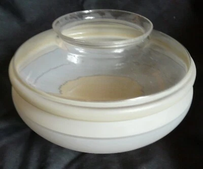 Globe à griffe opaline D19 cm – lampe art déco/art nouveau – ref 4458 - Photo 1/4