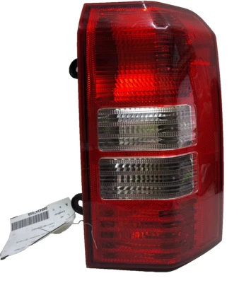 08 09 10 11 12 13 14 15 16 17 Jeep Patriot lado derecho pasajero luz trasera conjunto Foto 1 de 2