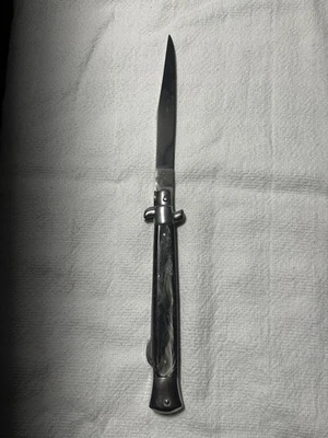 VINTAGE, FOLDING KNIFE BY G.C.CO.  - Image 1 of 4