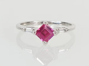 Anello di fidanzamento oro bianco 14 carati principessa rubino baguette diamante misura 7 (AM1069708) - Foto 1 di 7
