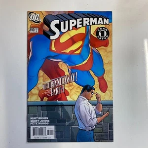 Comic Book Short Sleeve 650 - Picture 1 of 2