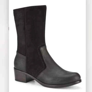 Ugg Womens Black Lou Boots - Picture 1 of 8