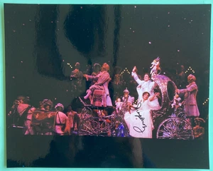 Sarah Uriarte Berry foto firmata 10x8 Cenerentola NYCO foto chiamata tenda 2004 - Foto 1 di 2