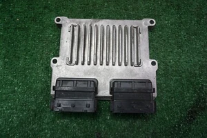 2016 KIA SORENTO Engine Computer Control Module OEM ECM 391013CWN0 - Picture 1 of 4