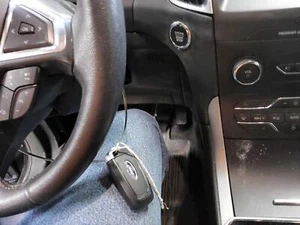 Used Ignition Switch fits: 2019 Ford Edge dash mounted keyless ignition push but - Picture 1 of 18