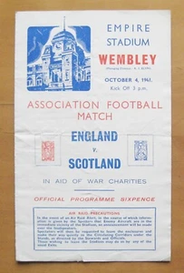 ENGLAND v SCOTLAND 1941 (4/10/41) *Good Condition Football Programme* - Picture 1 of 3