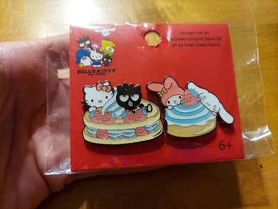 Loungefly Hello Kitty Friends Badtz-Maru My Melody Cinnamoroll Gebäck Pin Set - Bild 1 von 4