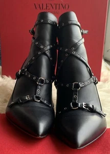 NEW Valentino Black Lamb Leather Booties - Picture 1 of 6