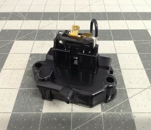 Interruptor motor secadora Samsung PMS004-01 - Imagen 1 de 3