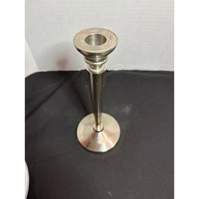 Elegante Candelabro Plateado para Velas Cónicas, Acento Decoración del Hogar Foto 1 de 4