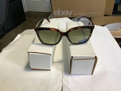 gafas de sol nine west Foto 1 de 3